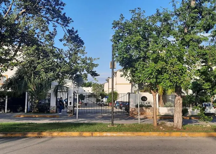 Apartment En Fraccionamiento Privado 6 Personas 5 Camas Con Piscina Cerca De La Playa Playa del Carmen