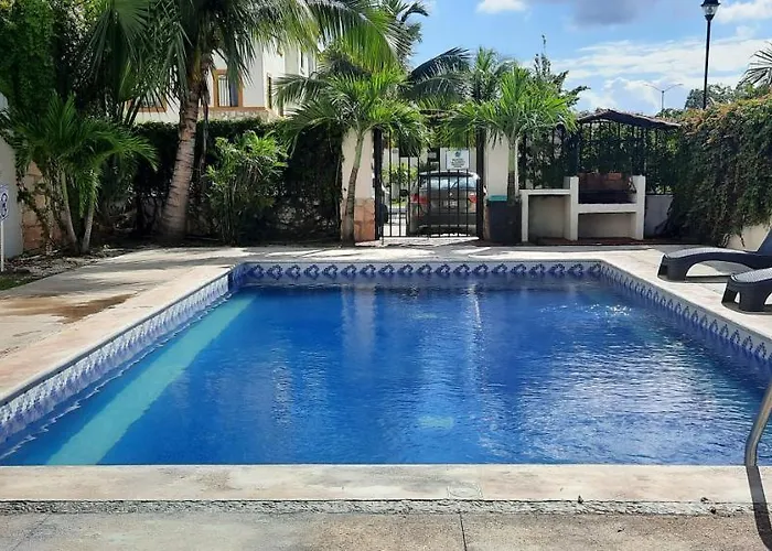 Apartment En Fraccionamiento Privado 6 Personas 5 Camas Con Piscina Cerca De La Playa Playa del Carmen