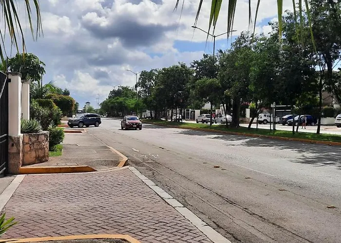 Apartment En Fraccionamiento Privado 6 Personas 5 Camas Con Piscina Cerca De La Playa Playa del Carmen