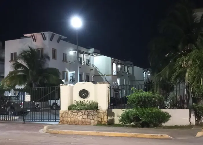 En Fraccionamiento Privado 6 Personas 5 Camas Con Piscina Cerca De La Playa Playa del Carmen