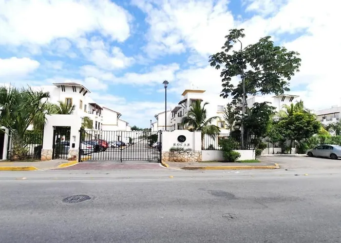 En Fraccionamiento Privado 6 Personas 5 Camas Con Piscina Cerca De La Playa * Playa del Carmen